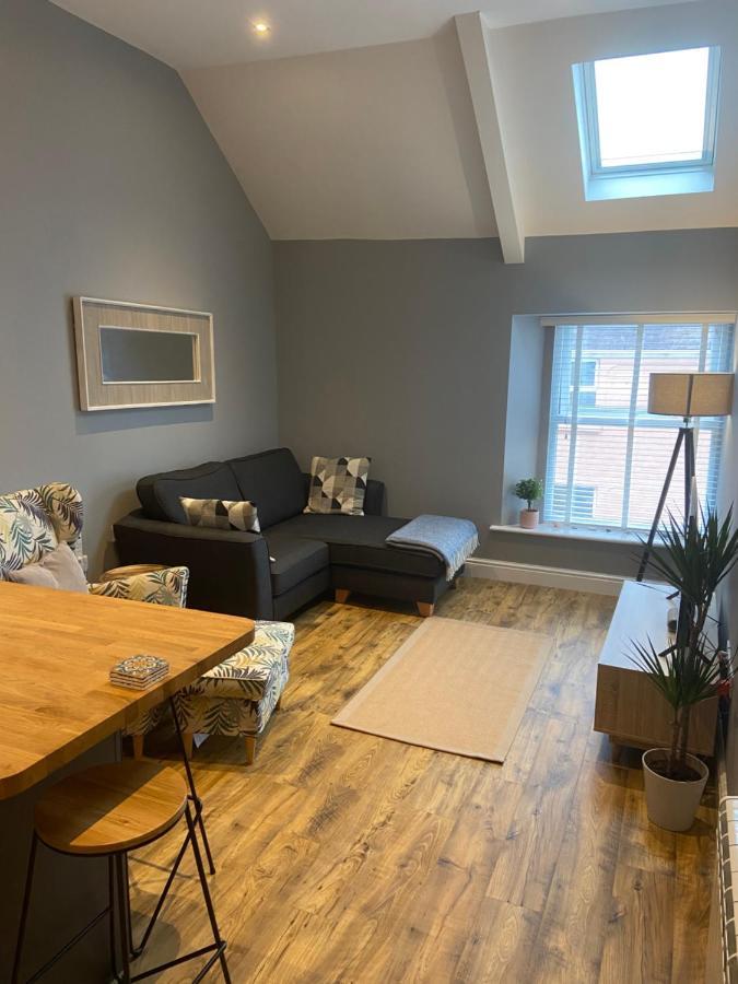 Stylish Tenby Apartment, Great Location, Parking エクステリア 写真